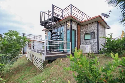 Happy Mountain Airport Resort – Photos 13